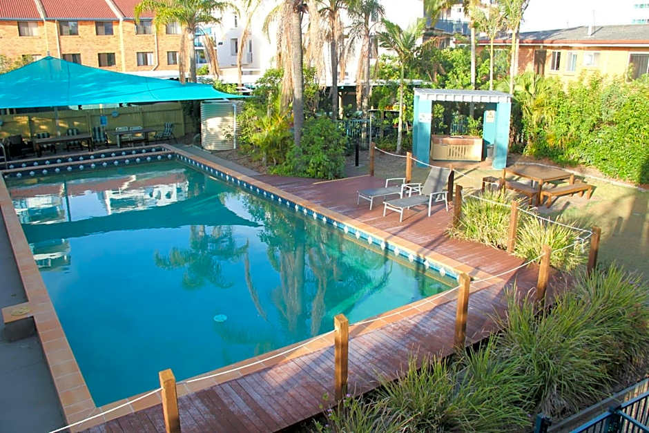 Broadwater Keys Holiday Apartments