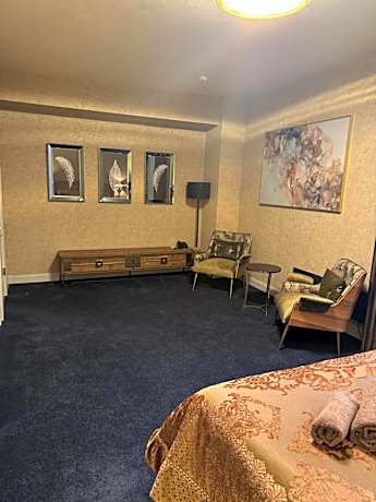 Suite with City View