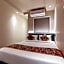 Hotel Red Vibe Unit Of RVS