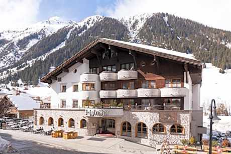 Alpenhotel Ischglerhof