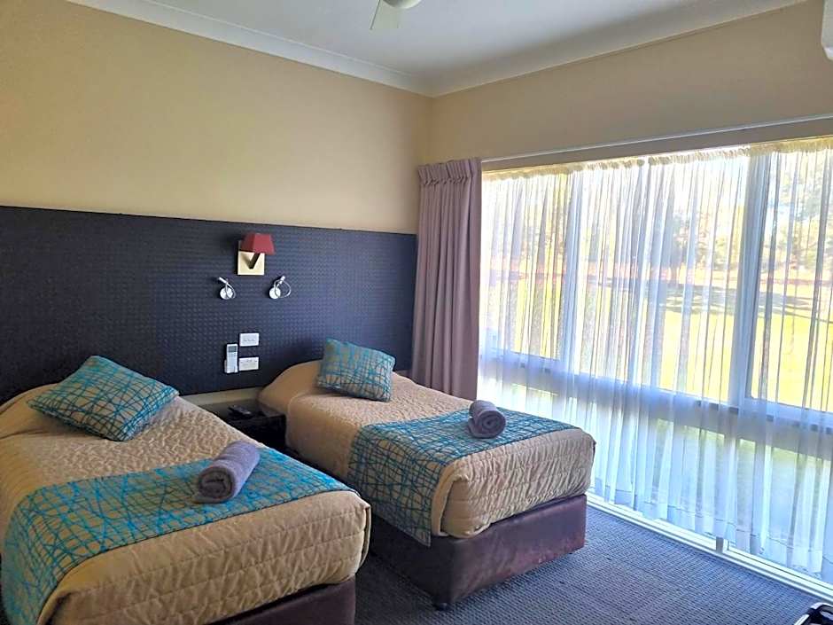 Australian Homestead Motor Lodge