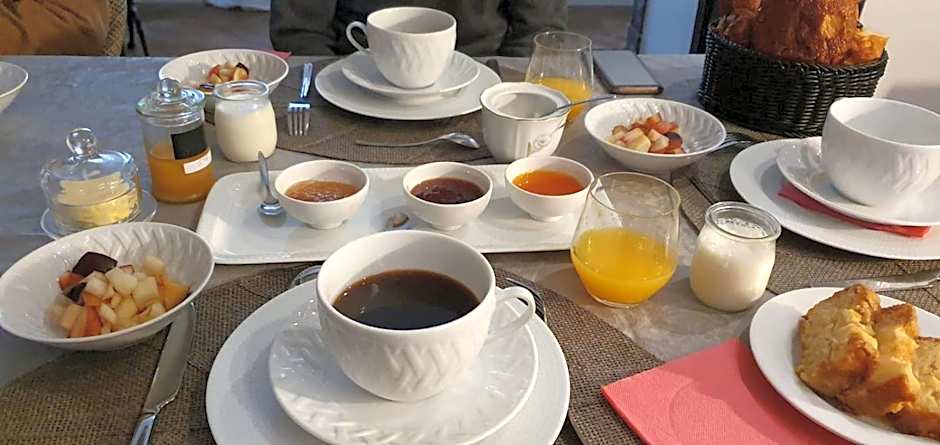 LA COUR CARREE - chambres d'hôtes