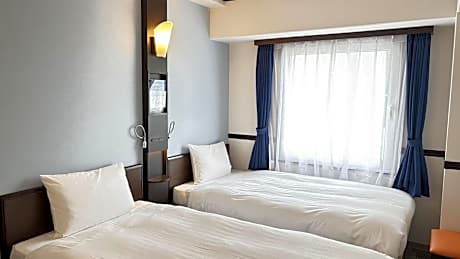 Toyoko Inn Tokyo Seibu Ikebukuro sen Higashi kurume eki Nishi guchi