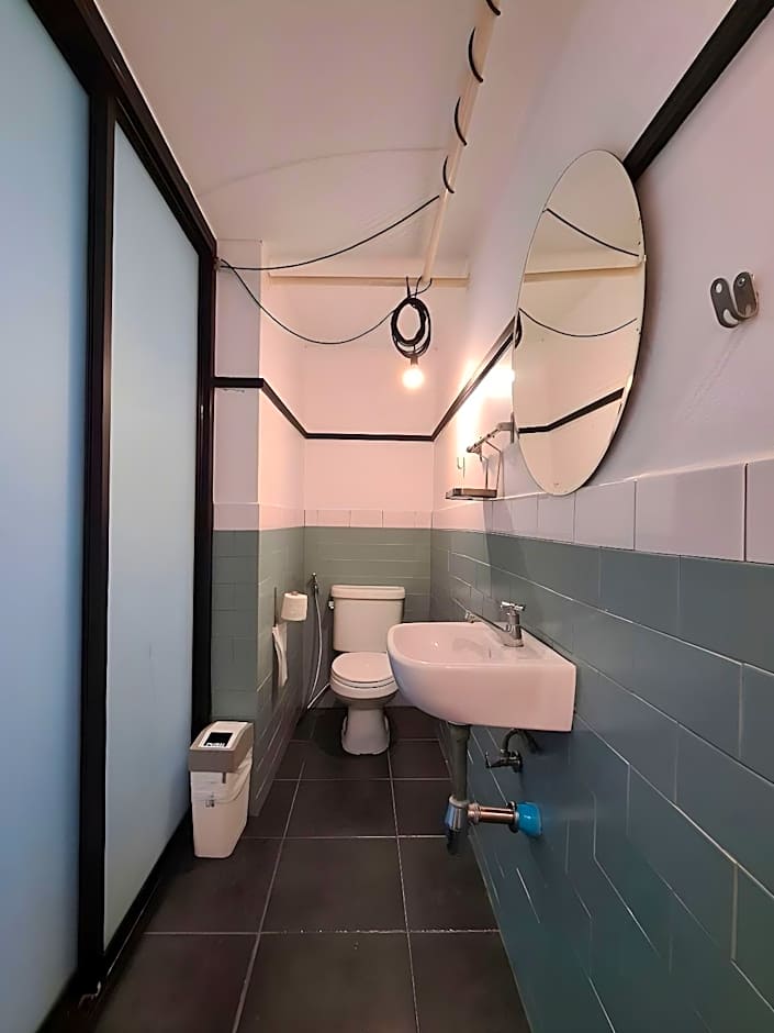 Hand hotel