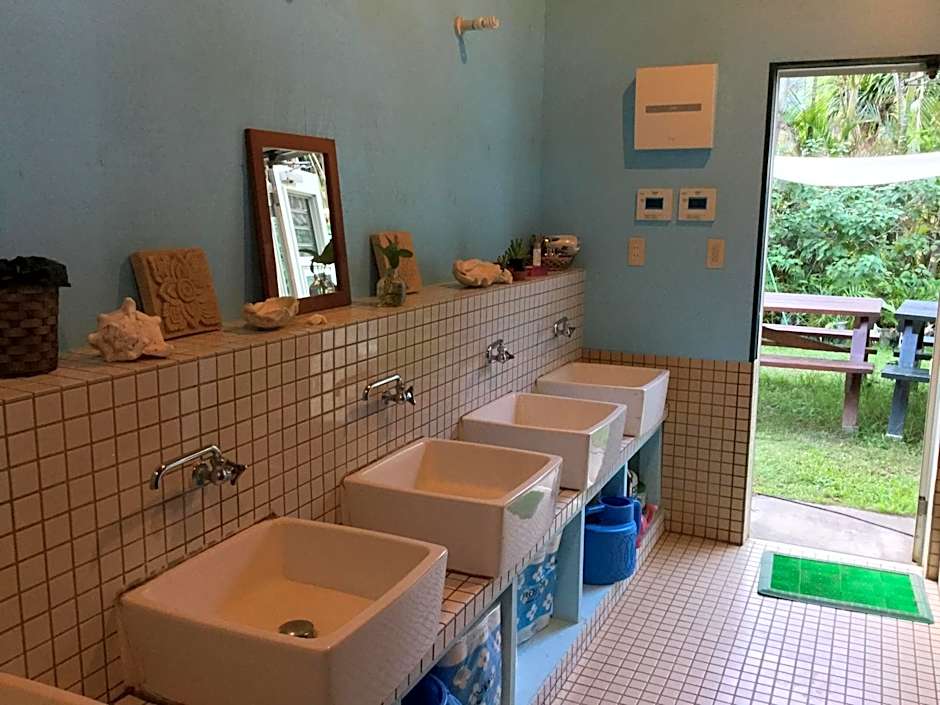 Shanti Bungalow