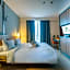 Grand Livio Kuta Hotel
