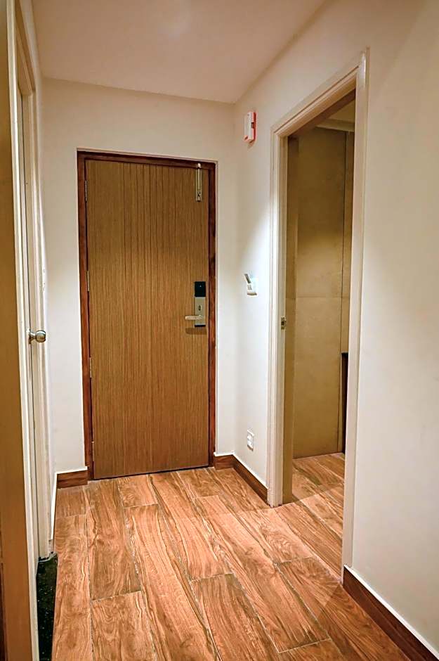 Photo 1 of 4 of Triple Room with Bathroom