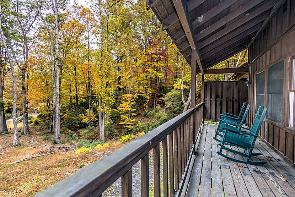 Springmaid Mountain Retreat & Stables