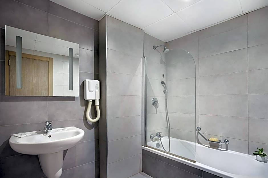 Plaza Regency Hotels