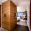 Lincoln Plaza London, Curio Collection By Hilton