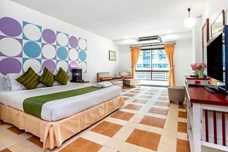 Deluxe Double or Twin Room