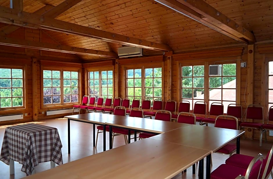 Petneházy Aparthotel