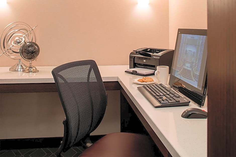 Sheraton Cavalier Calgary Hotel