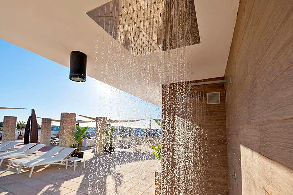 azuLine Hotel Bergantin