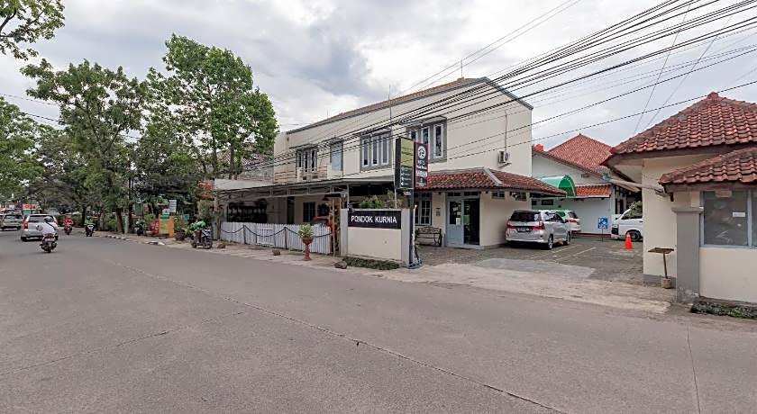 RedDoorz @ Hotel Pondok Kurnia near Buah Batu Bandung