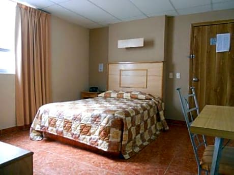 Standard Double Room (2 Adults)