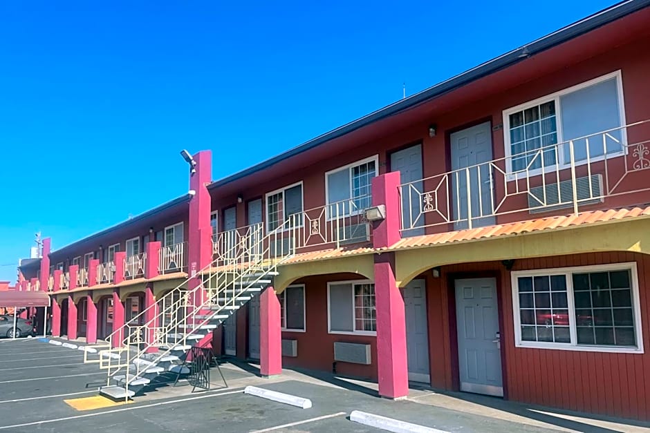 Sunstar Inn Los Banos near I-5