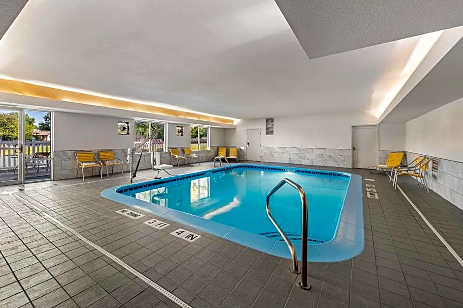 Comfort Inn & Suites Olathe - Kansas City