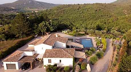 Villa Otilia-Bed and Breakfast-Chambres d'hôtes en Provence