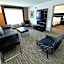 Holiday Inn Express Hotel & Suites Grand Forks By IHG