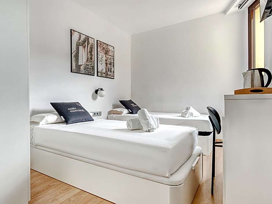 Limehome Barcelona Carrer de Fontcoberta - Digital Access