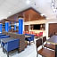 Holiday Inn Express & Suites TULSA SOUTH - WOODLAND HILLS