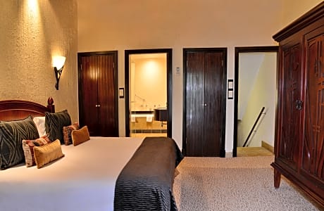Executive Room with King Size Bed
