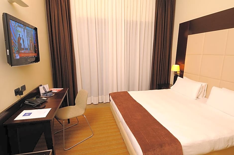 Idea Hotel Milano Watttredici