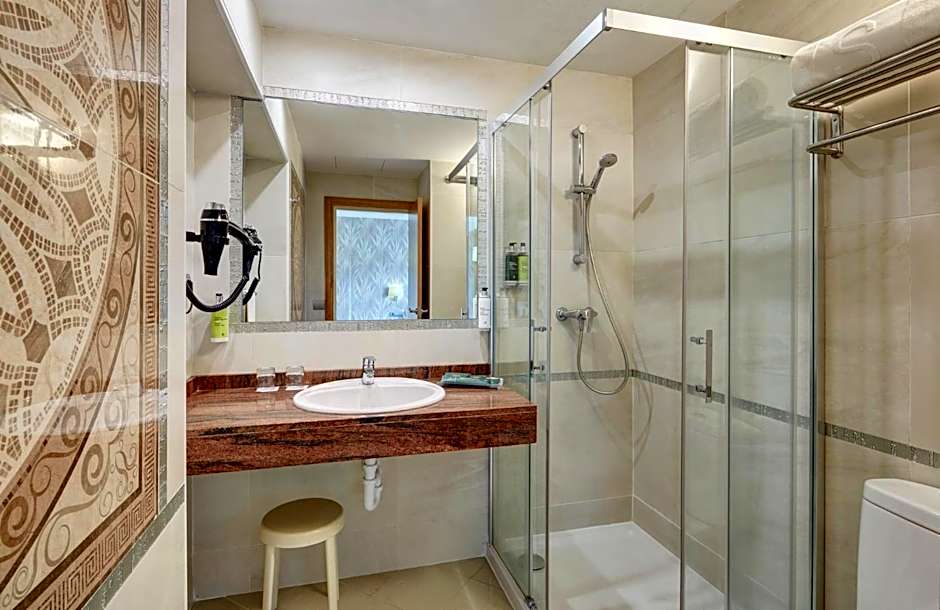 Sercotel Hotel President