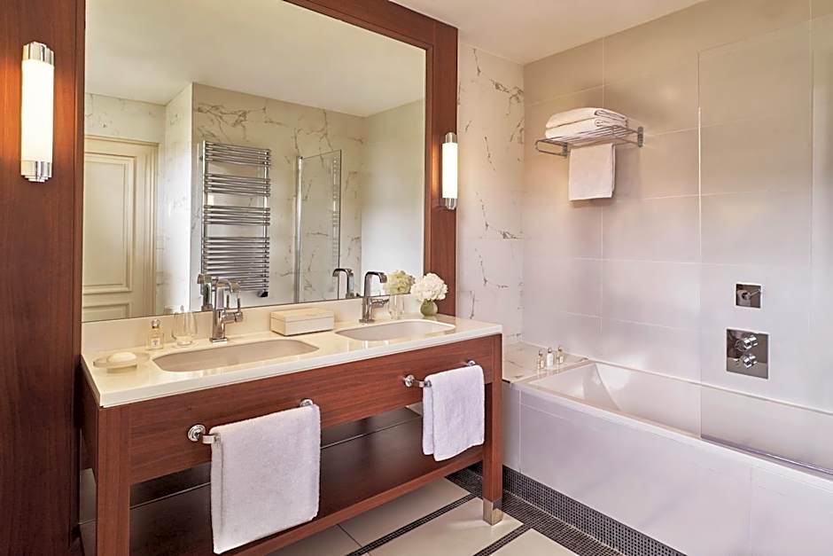 Hotel Barriere Le Majestic Cannes