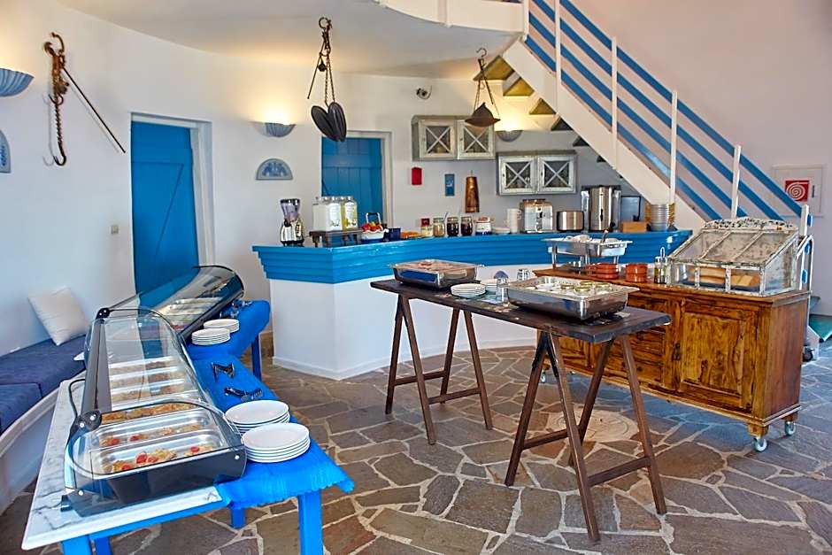 Kerame Studios & Apartments