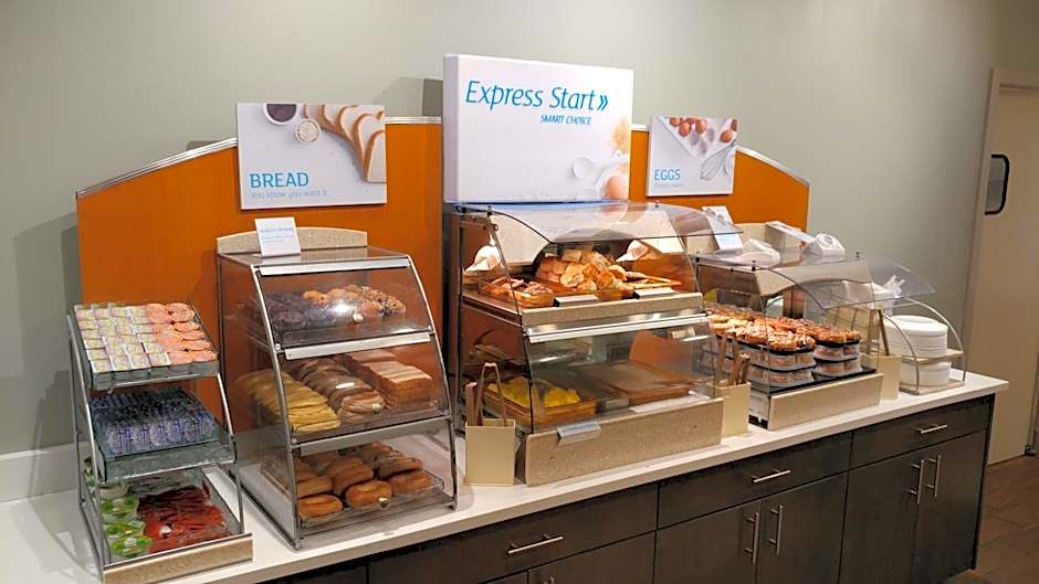 Holiday Inn Express Atlanta Airport-College Park By IHG