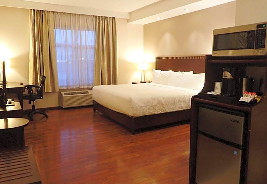 Days Inn & Suites by Wyndham Fort Saskatchewan