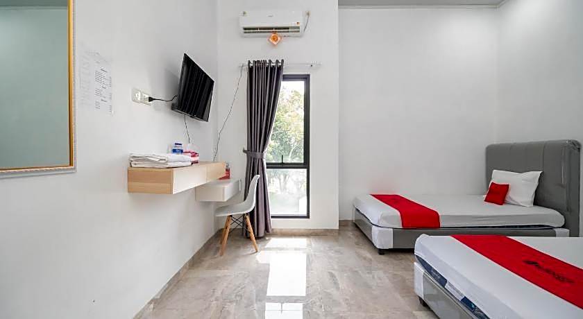 RedDoorz near Tugu Coklat Pesawaran Lampung