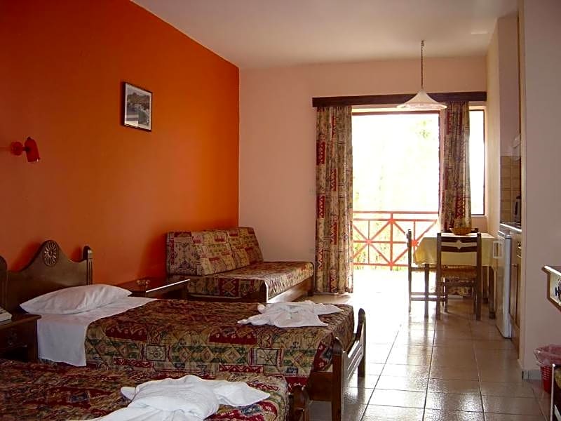 Apollon Hotel Apartments