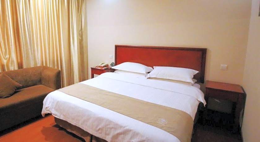 GreenTree Inn Changshu Fangta Park Pedestrian Street Business Hotel