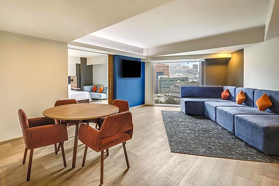 Fiesta Inn Monterrey Valle