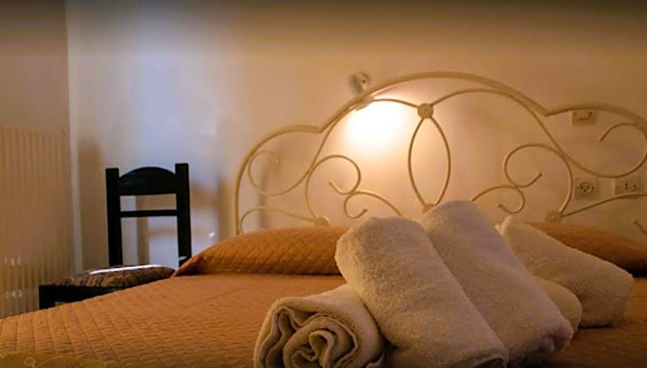 Royal Club Hotel - Aqua Poolside Bliss