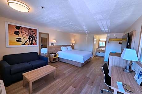 King Room - Non-Smoking