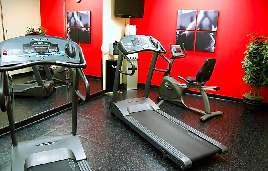 Travelodge by Wyndham Knoxville West