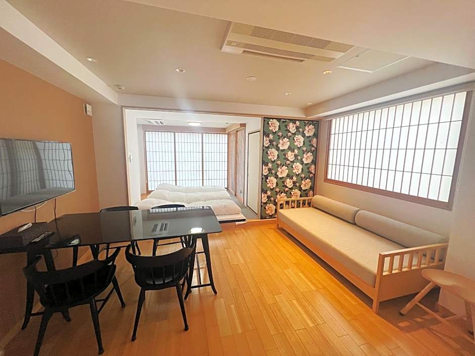 Nplus Tokyo Akihabara Premium