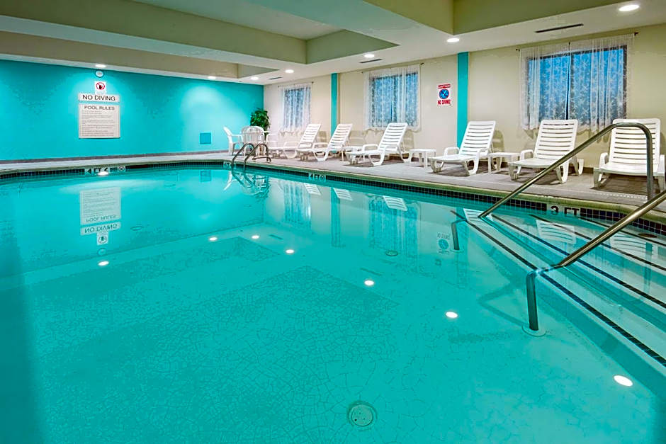 Holiday Inn Express and Suites Quakertown - Allentown Area By IHG