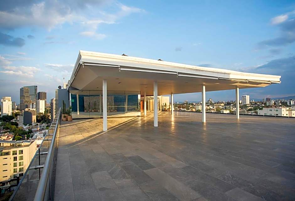 Voco Guadalajara Neruda By IHG