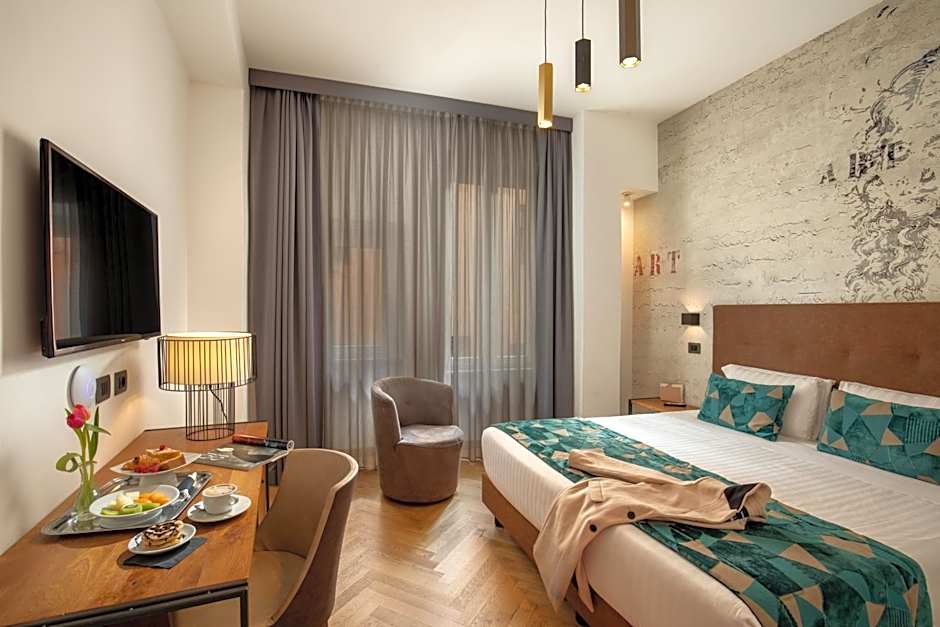 Navona Essence Hotel