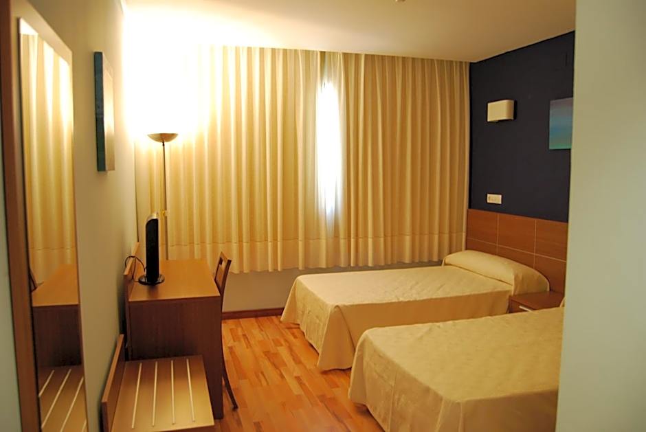 Hotel Area de Servicio Los Chopos