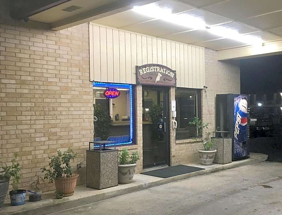 The inn at Mexia