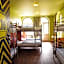 Amstel House Hostel