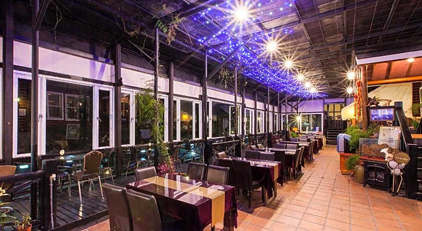 Zusin Shin Garden Hotel