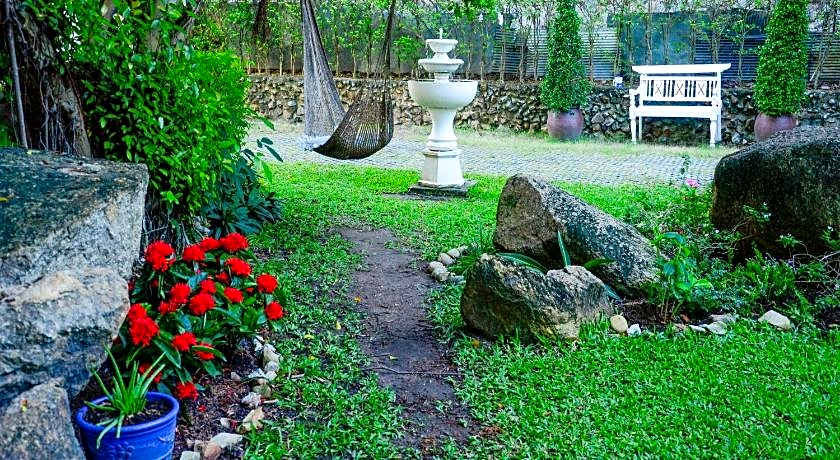 Banyan House Samui Bed & Breakfast (Adults only)