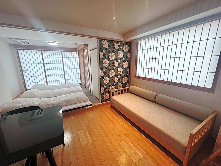 Nplus Tokyo Akihabara Premium
